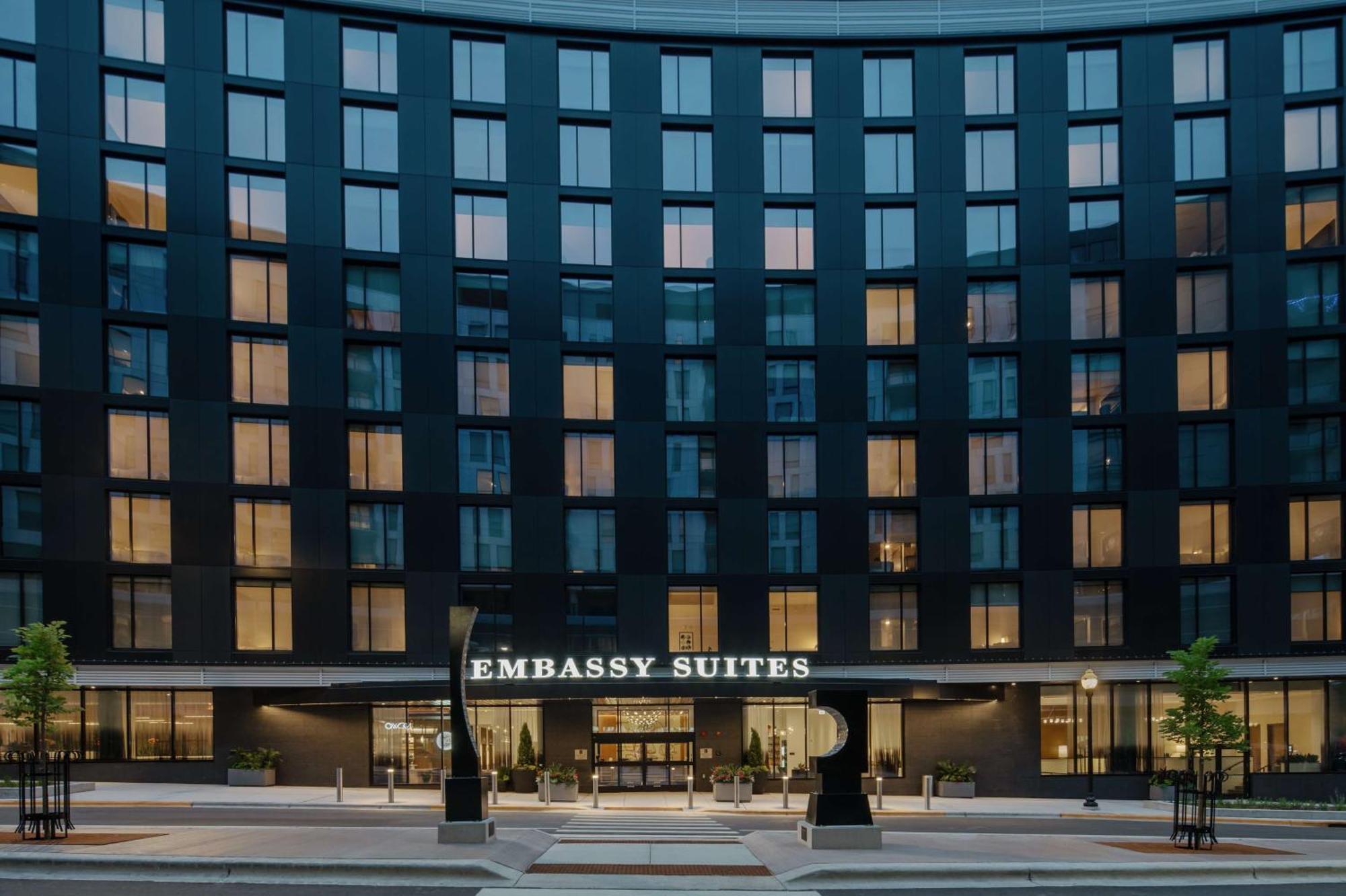 Embassy Suites By Hilton Madison Downtown Εξωτερικό φωτογραφία